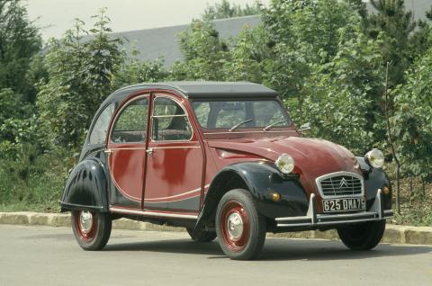 2cv_charleston_1982_3quartsav.jpg